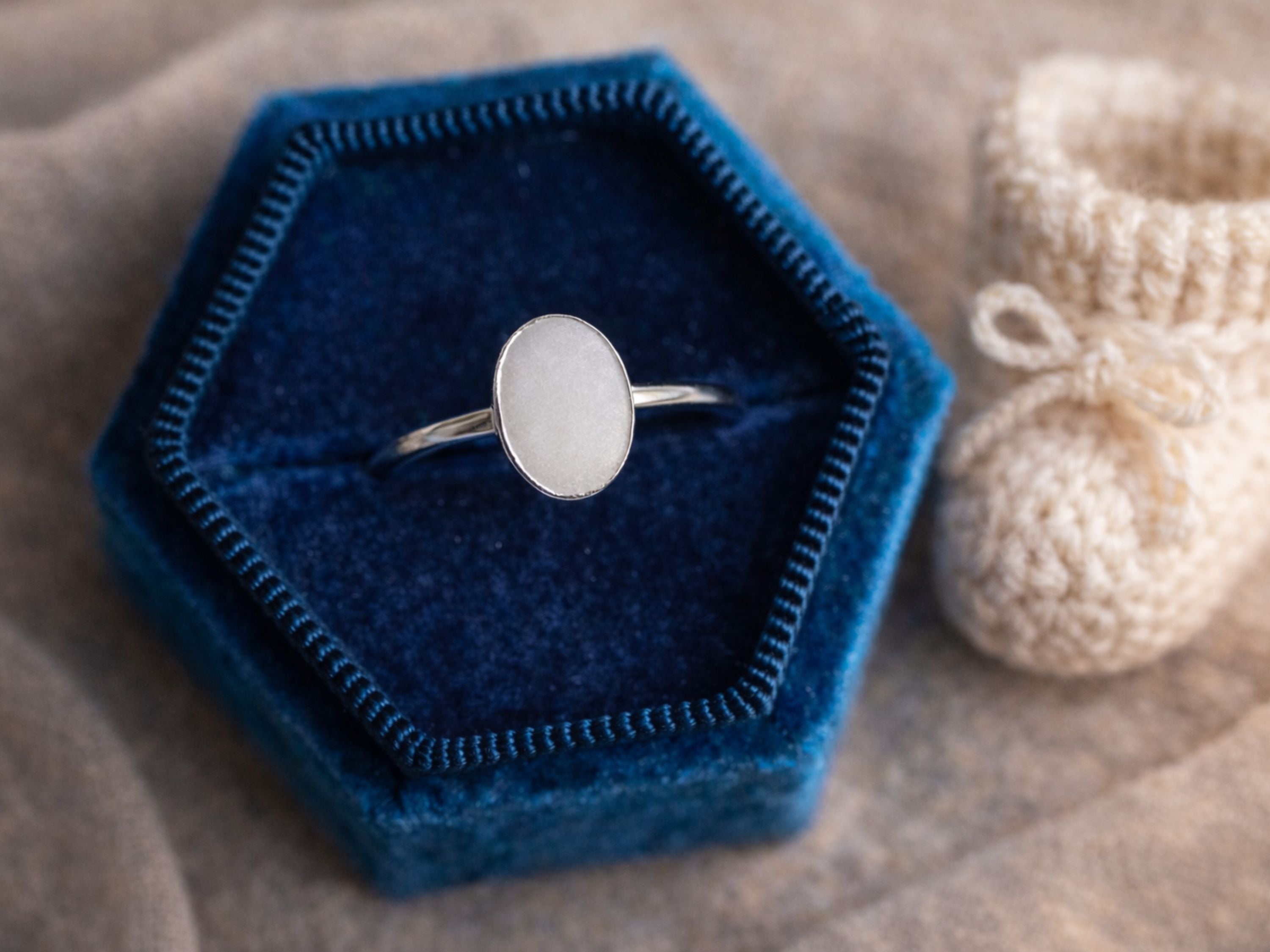 Oval Breastmilk Ring