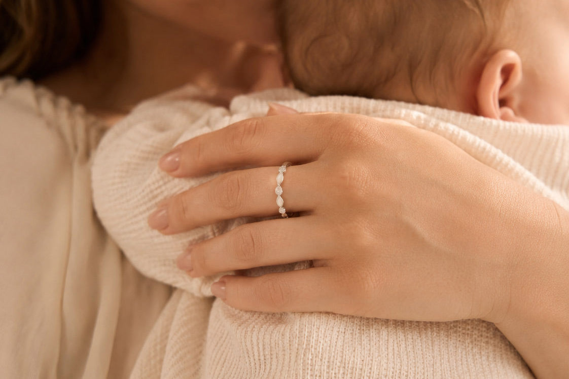 Does Breastmilk Jewelry Change Color?
