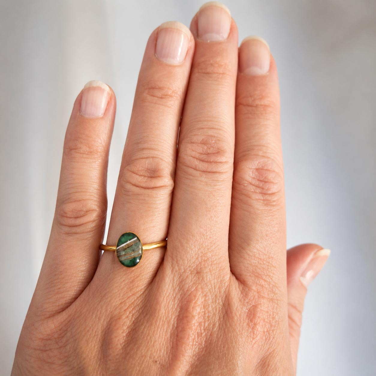 A Cremation Ring in Memory of Her Cat